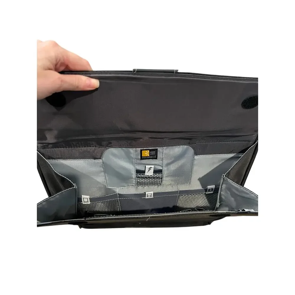 Case Logic Laptop Messenger Bag 17